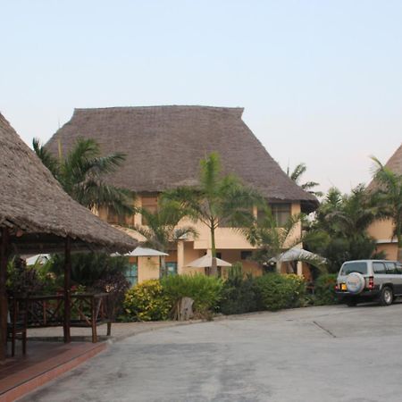 Millennium Sea Breeze Resort Bagamoyo Eksteriør billede