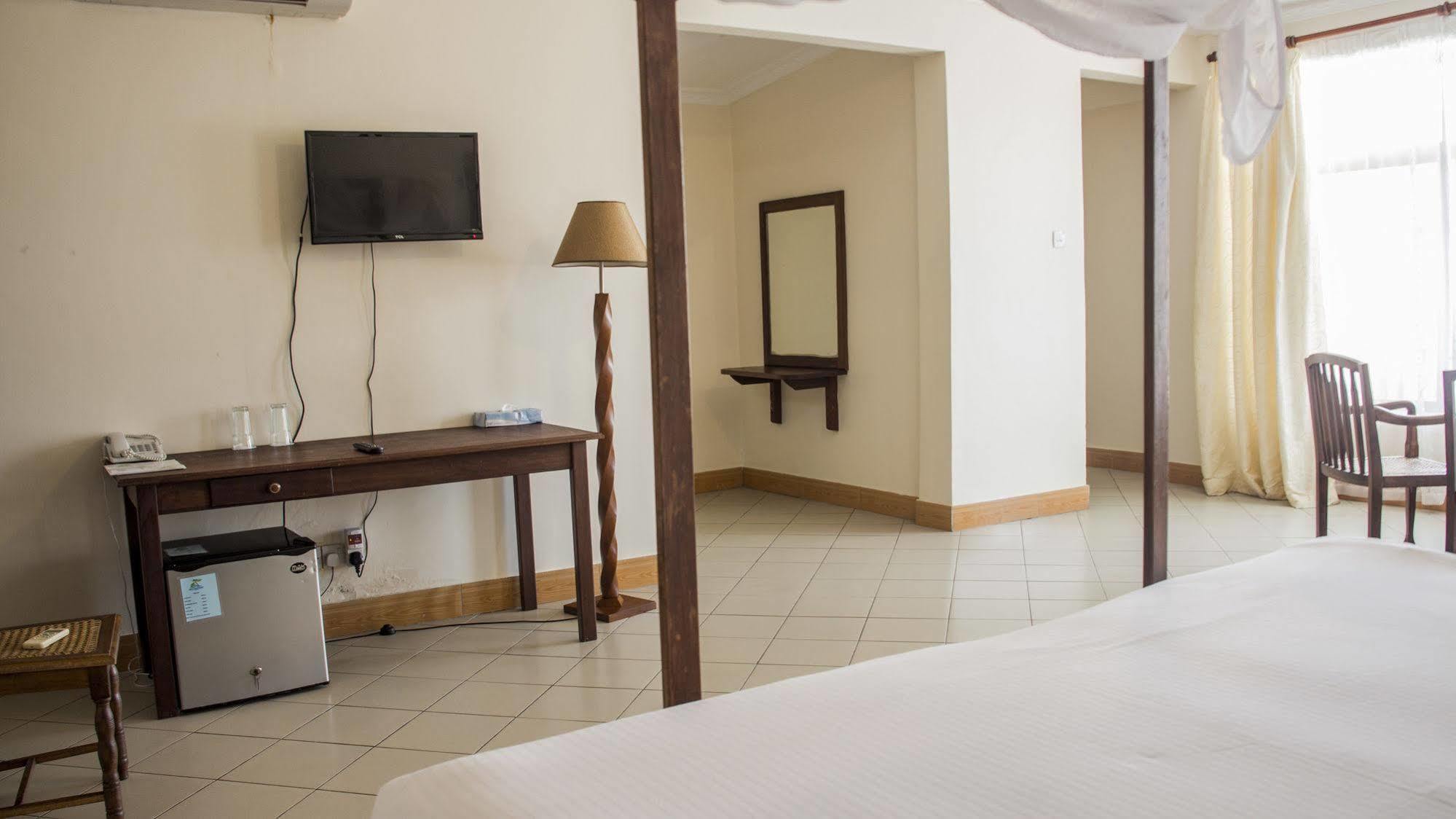 Millennium Sea Breeze Resort Bagamoyo Eksteriør billede