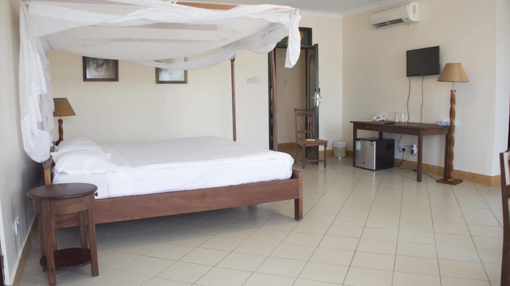 Millennium Sea Breeze Resort Bagamoyo Eksteriør billede