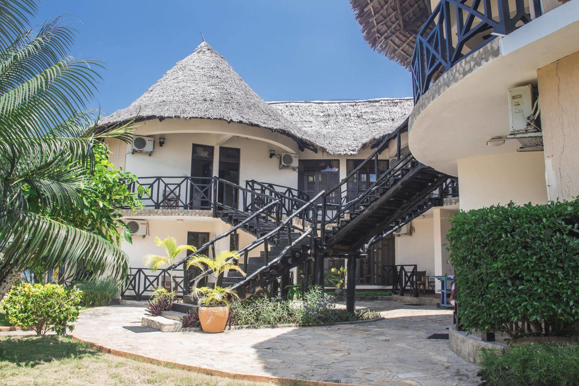 Millennium Sea Breeze Resort Bagamoyo Eksteriør billede